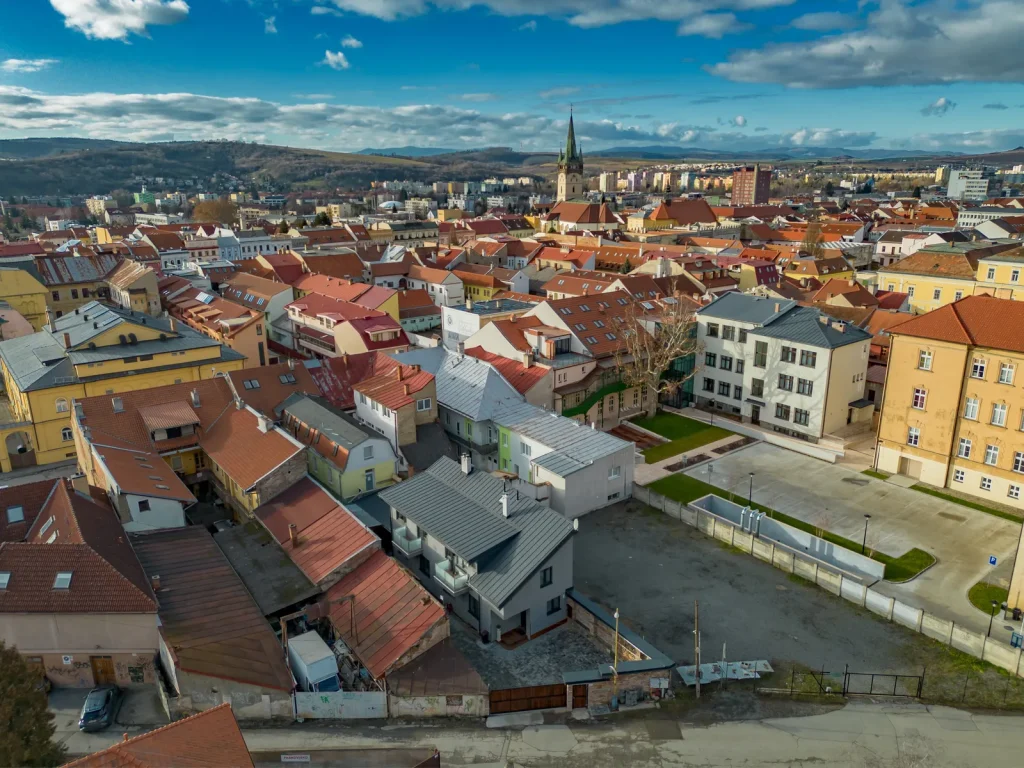 A local real estate team that knows Presov in detail